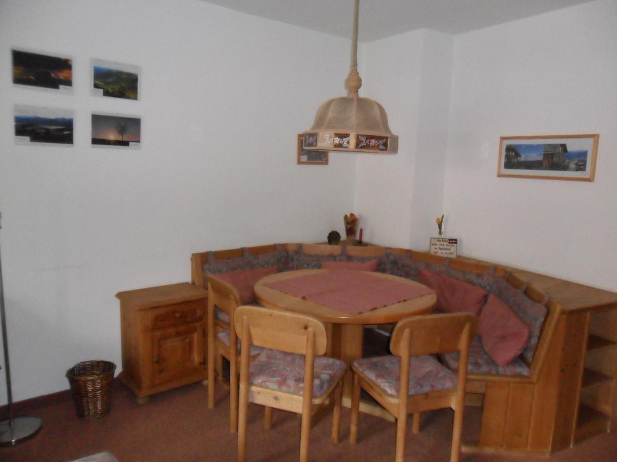 Haus Am Roemerbad Bad Kleinkirchheim Pokoj fotografie